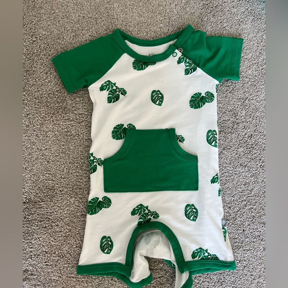 Kyte baby monstera romper 6-12mths